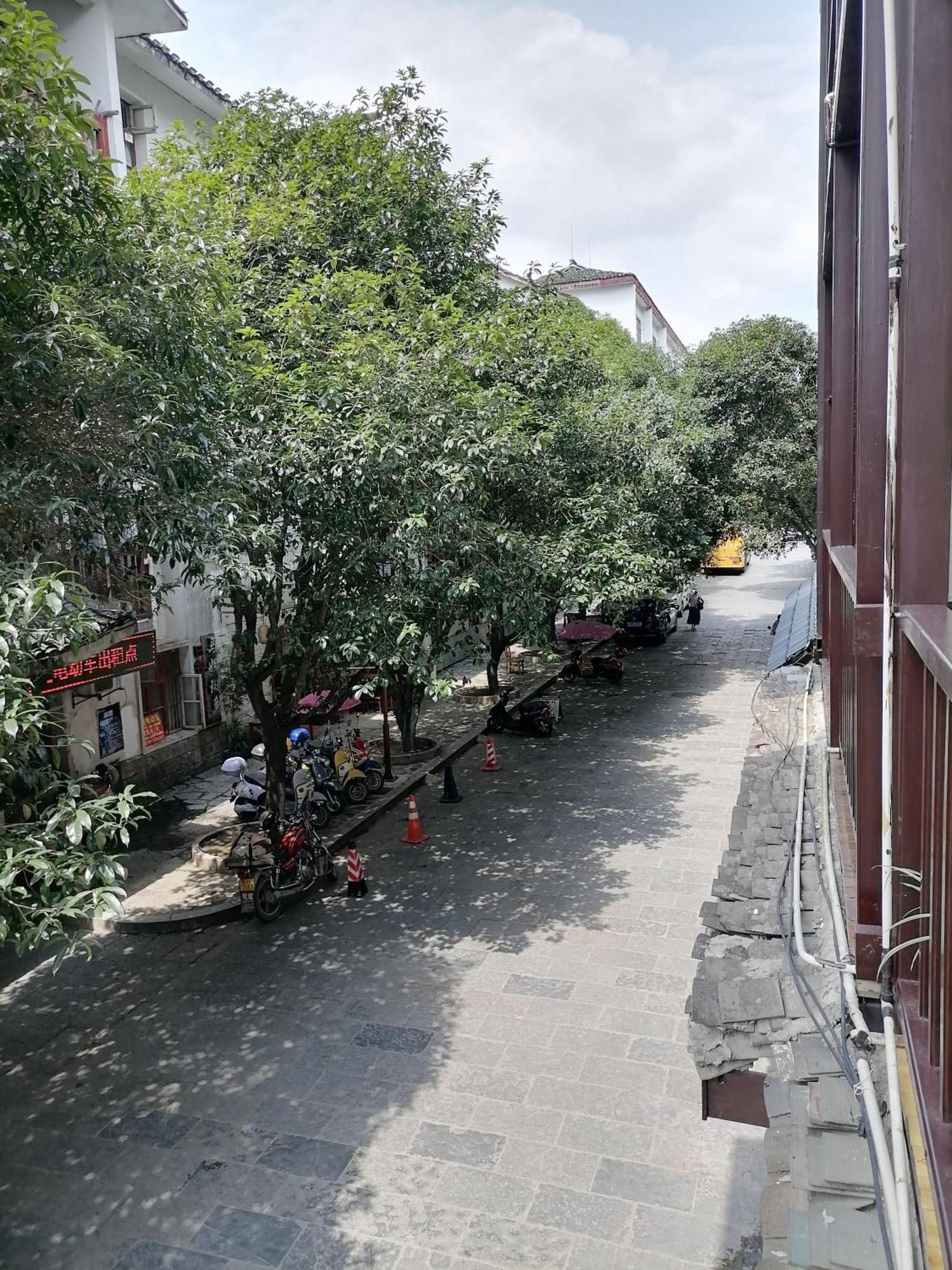 Lazzy Inn Yangshuo Zewnętrze zdjęcie
